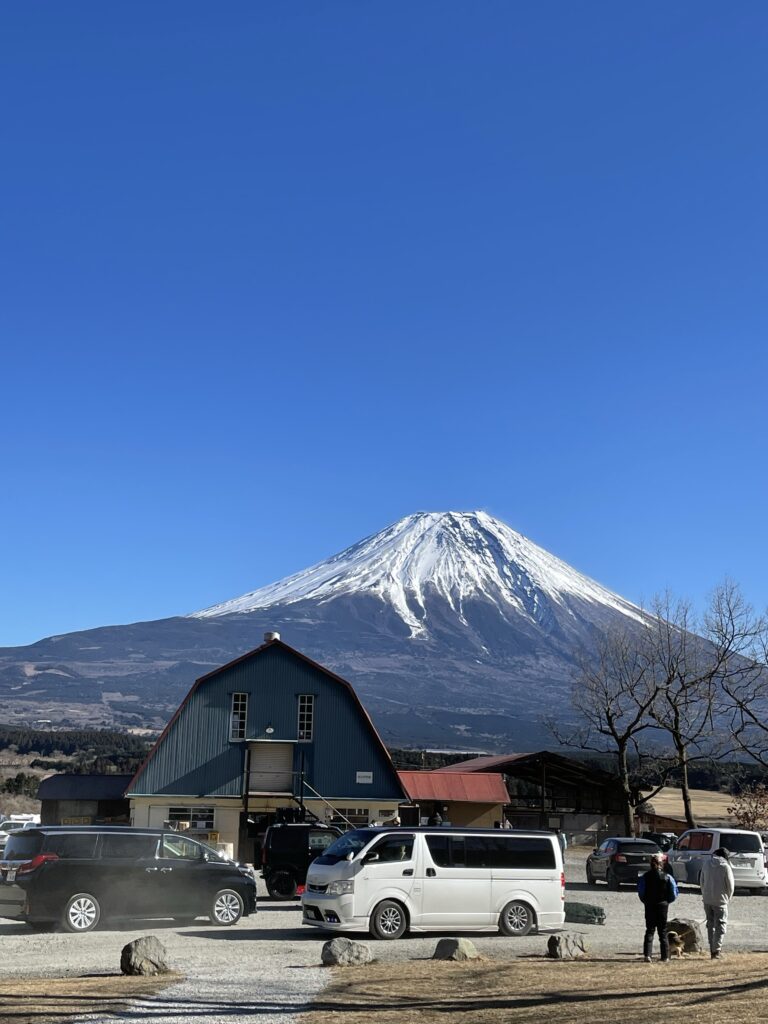 ふもとっぱらから見た富士山